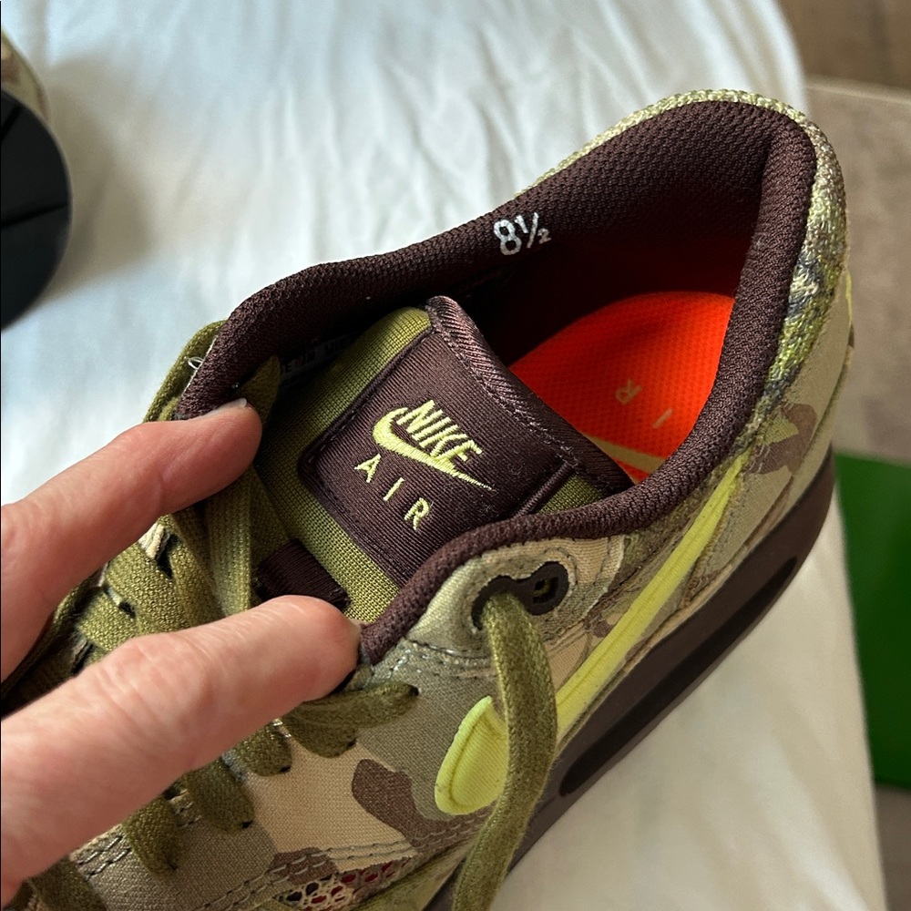 Nike Air Max 1 Camo Light Lemon Twist. NEVER WORN, no tags - Picture 4 of 5